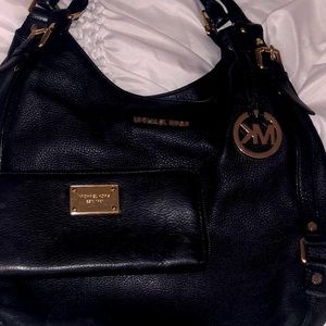 Michael kors bag with wallet